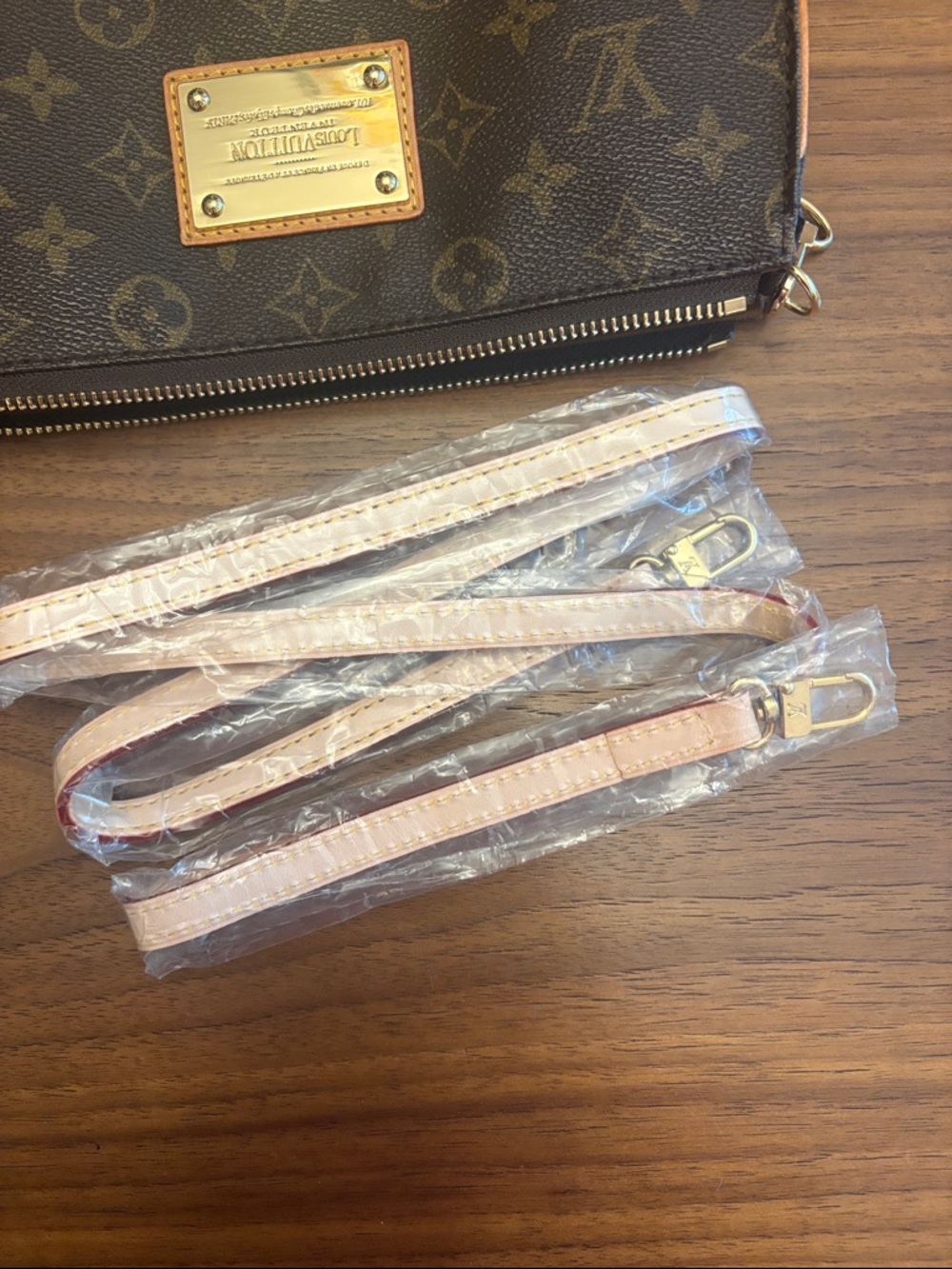 Louis Vuitton Pouchette Sophie Monogram Chain Wristlet with Gold Hardware - Picture 9 of 14